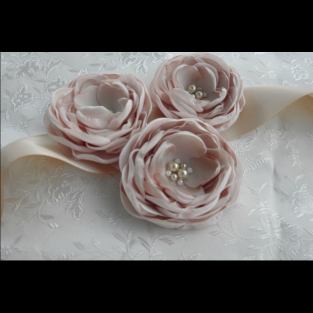 COPY - COPY - Flower sash in champagne blush